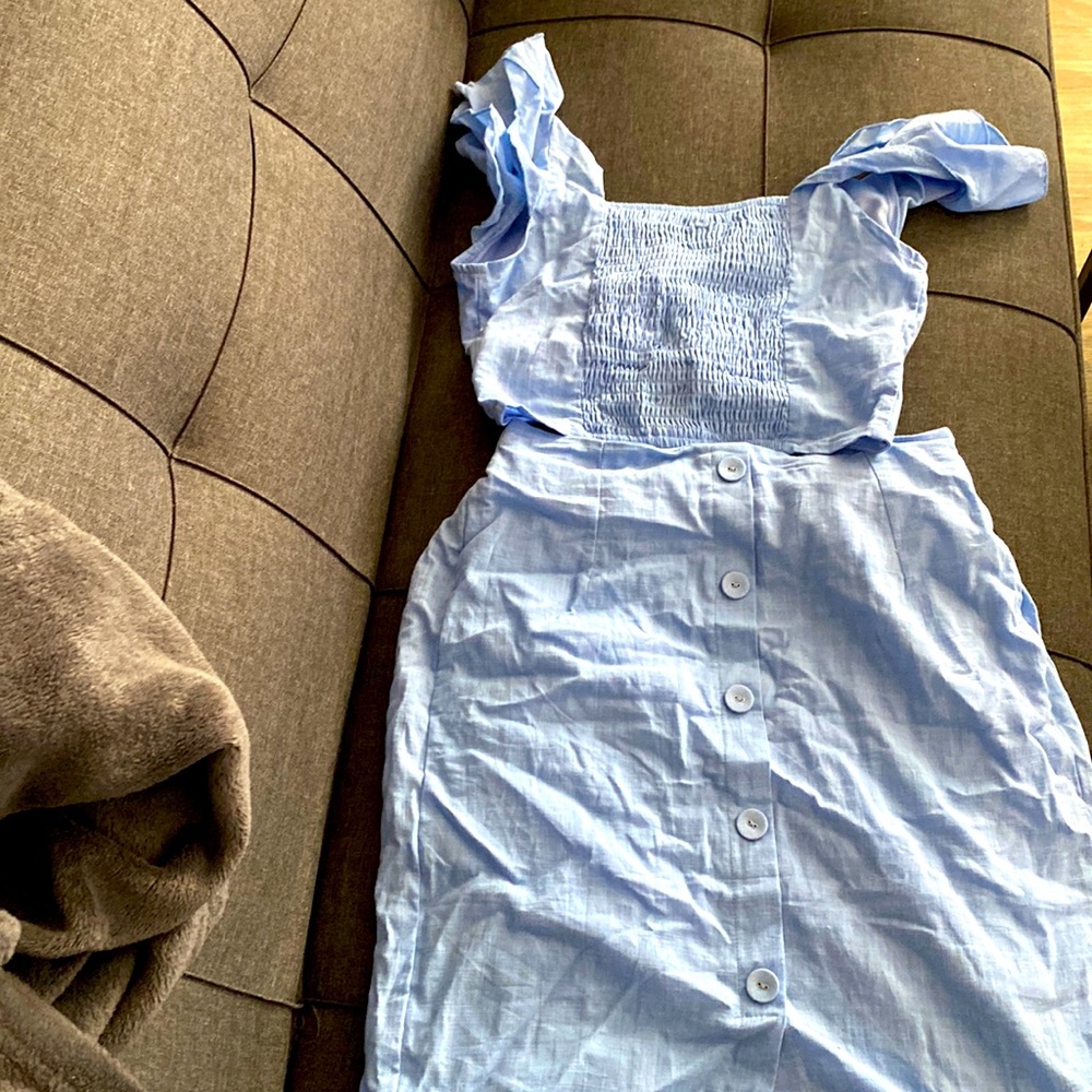 Selling these beautiful crop tops and skirts .